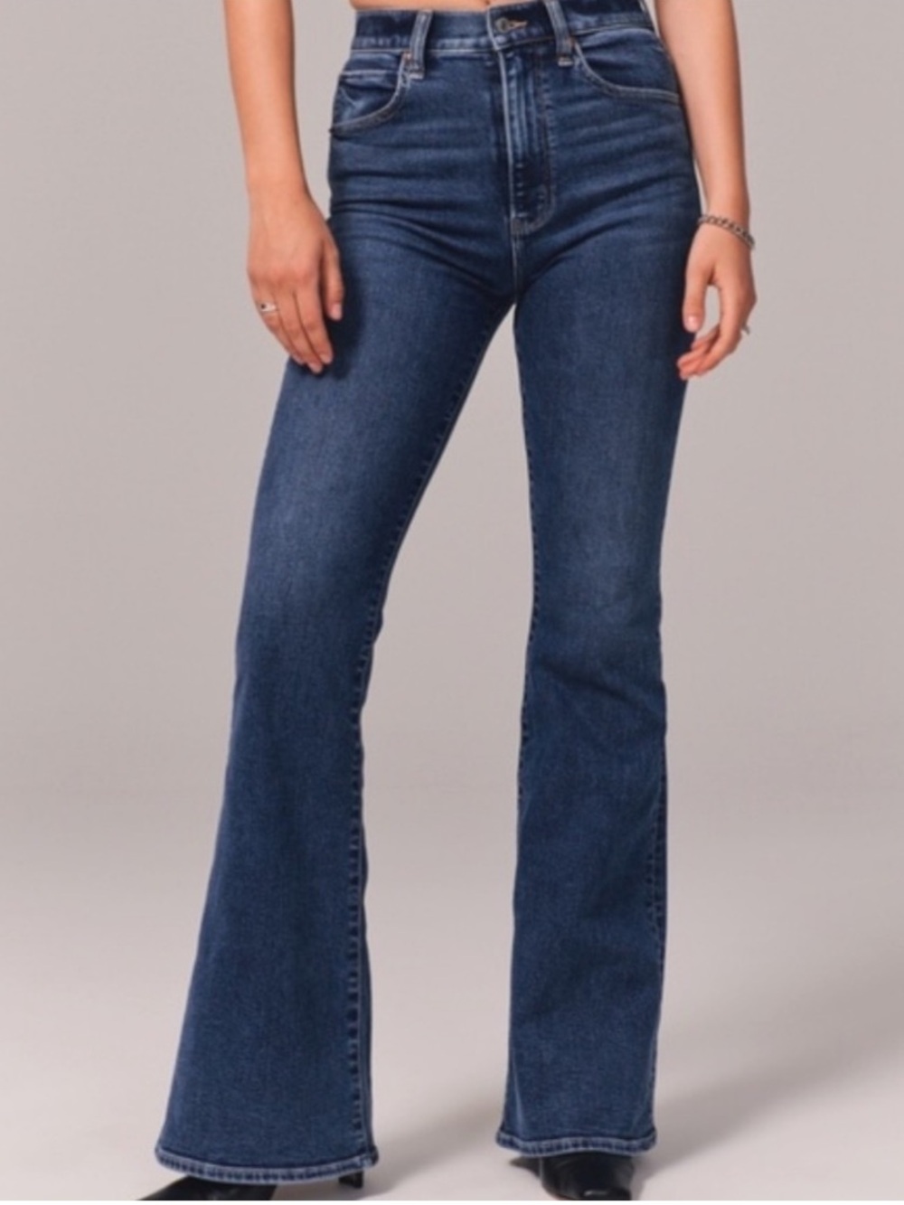 A&F Curve love ultra high rise flare 10/30s